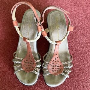 Jambu Sporty Petal Wedge Sandals